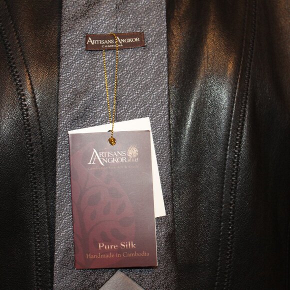 Elegant Grey Silk Neckwear TIE by Artisans Angkor NWT - Picture 6 of 7